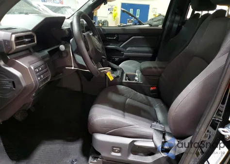 2025 Toyota Tacoma Double Cab z USA, uszkodzony, nr VIN 3TMLB5JN1SM145305